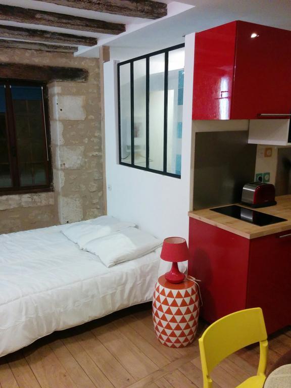 Apartamento Tour Duguesclin Chauvigny Exterior foto